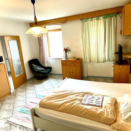 Apartment & Monteurzimmer Вена Экстерьер фото
