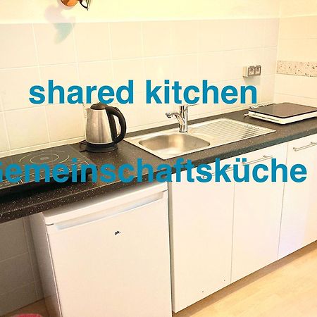 Apartment & Monteurzimmer Вена Экстерьер фото